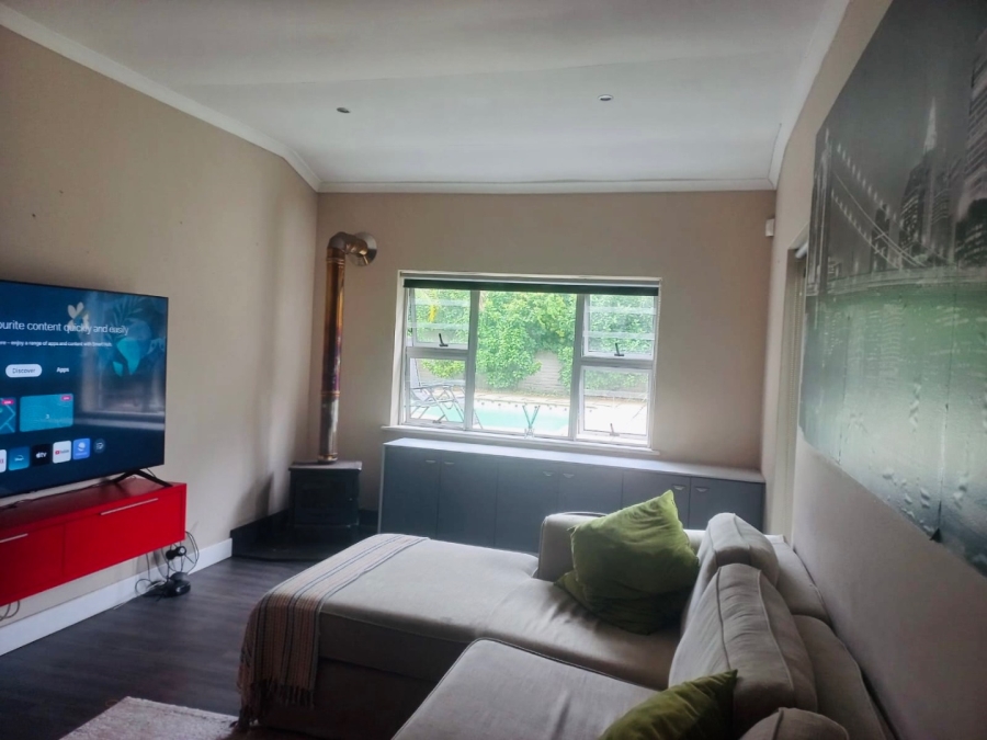 To Let 4 Bedroom Property for Rent in Mill Park Eastern Cape